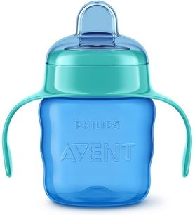 Avent Eğitici Damlatmaz Bardak, 6 Ay+ Erkek Bebekler için, Yumuşak Silikon Uç, Sızdırmaz ve Kolay İçim, Tutma Saplı, BPA İçermez, Bulaşık Makinesinde Yıkanabilir, 200 ml, SCF551/05