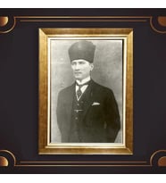 Altın Varaklı Çerçeveli Paspartulu Atatürk Tablo z4909 (Gold)