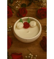 Nil Premium Çiçek Figürlü Yuvarlak Tabak Soya Mum - El Yapımı (Beyaz)