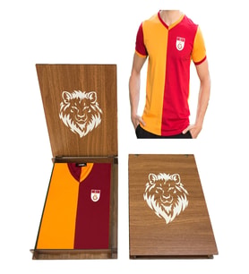 Galatasaray Metin Oktay Forma-Hediye(Ahşap Kutulu) Kişiye Özel İsim Yazılı (Sarı-Kırmızı)