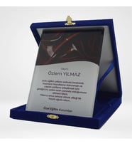 Kişi ve Kurumlara Özel Kadife Kutulu Kristal Plaket - Mavi Renk