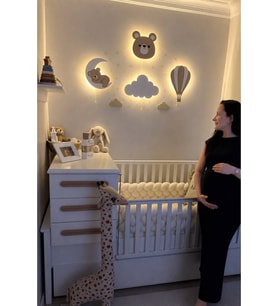 Ahşap El Boyaması 4’lü Gece Lambası Seti – Pilli LED Bebek Çocuk Odası Duvar Gece Lambaları, Bulut, Ayıcık, Aylı Ayıcık ve Kapadokya Balon Lambalar
