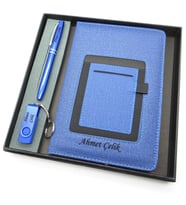 Signator® Codex  N130 Kişiye Özel Defterli Set - İsme Özel Mavi Kalem + İsme Özel Mavi Defter + İsme Özel Usb Bellek İsme Özel Kutusunda Hediyelik Set (Karışık)