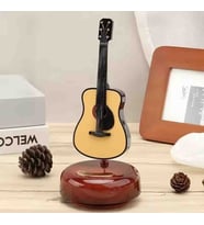 Gitar Tasarımlı Kurmalı Müzik Kutusu – Hareketli Dönen Mekanizmalı, Nostaljik Dekoratif Şık Zarif Masaüstü Konsept Hediyelik Özel Tasarım