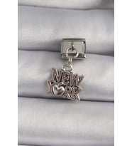 316L Çelik Gümüş Renk Sallantı New York Yazı Model Nomination Charm