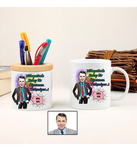 Karikatürlü Erkek Öğretmen Kupa Bardak ve Kalemlik Hediye Seti