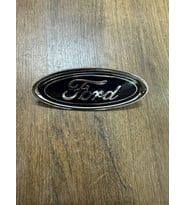 Ford Focus - Mondeo Ön Arma Amblem 2015>