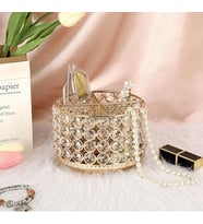 Kristal Taşlı 4 Bölmeli Metal Makyaj Fırçalık ve Takı Düzenleyici Stand 15X11 cm - Lüks Masaüstü Organizer