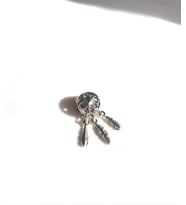 Düş Kapanı Üç Yaprak Charm (bileklik hariç)