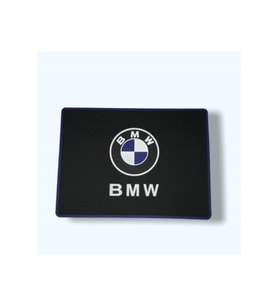 Bmw Logolu Kaydırmaz Ped