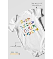 Annem Yoldaşım Teyzem Yandaşım Baskılı Bebek Zıbını – Çıtçıtlı Body  %100 Pamuk Kısa Kol (Beyaz)