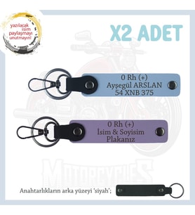 Motorcu Dostlara İsim Plaka ve 0 Rh (+) Kan Grubu Güvenli Sürüş x2 Anahtarlık Set, Mor-K Kahve-Syh (Çok Renkli)