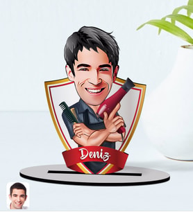 BK Gift Kişiye Özel İsimli Erkek Kuaför Karikatürlü Ahşap Biblo Model-1