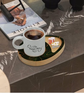 BK Gift Kişiye Özel Mermer Tasarımlı Doğal Ahşap Tabaklı Türk Kahvesi Fincanı Sunum Seti Model 4