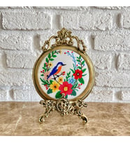 Seretamin Handmade Çiçek Ve Kuş Kanaviçe Nakışlı Pirinç Çerçeve