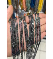 Hematit Taşı Fiyonk Kesim Parlak Füme 2x2mm Doğal Taş Dizi
