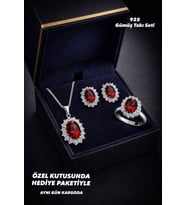 925 Ayar Damgalı Gümüş Kaplama Kırmızı Oval Taşlı Pırlanta Görünümlü  Kolye Küpe Yüzük Takı Seti Hediye Set