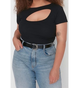 Moda Büyük Beden Bisiklet Yaka Örme Fit Düz Desen Casual Günlük Crop Kısa Kol Bluz (Siyah)
