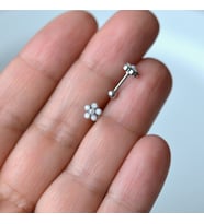 Çiçekli Helix Piercing Kıkırdak Cerrahi Çelik Gümüş Renk (Çok Renkli)