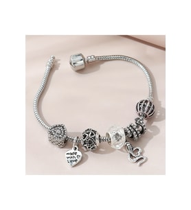 Yeni Tarz ,Crystal Made With Love Şık Kalp , Sevgi Charmlı Bileklik, Ahşap Kutu İçerisinde