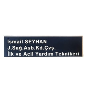 Yaka İsimliği - Arkası İğneli - Sağlık Personeli İsimliği (Siyah)