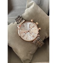 Özel Kutusu İçinde Göz Alıcı Rose Gold Gümüş Renk Kadın Kol Saati Metal Kordon Yılbaşı Özel Hediyesi Sevdiğinize Sevgiliye Aileye Anneye Ablaya Eşe Hanıma Kardeşe Teyzeye Doğum Günü Yıl Dönümü Arkadaşa Sevgililer Günü
