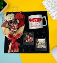 Premium Kutu Fotoğraflı Resimli Ayıcık Buketi Resimli Çay Ve Nescafe Fincanı Ahşap Siyah Masaüstü Çerçeve