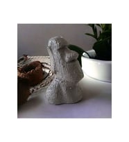 El Yapımı Beton Moai Paskalya Adası Dekoratif Heykel Hediyelik Biblo Ev Tasarım Dekoru (Çok Renkli)