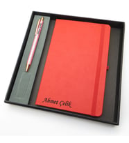 Signator® Codex  N249 Kişiye Özel Defterli Set - İsme Özel Pembe Kalem + İsme Özel Kırmızı Defter  İsme Özel Kutusunda Hediyelik Set (Karışık)