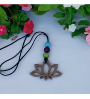 Woodensea Masif Ceviz Ahşap Lotus Kolye Boncuk Süslemeli El Yapımı