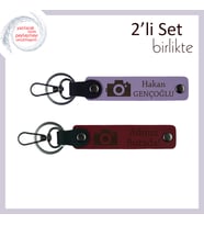 Deklanşöre Basarken Sizi Hatırlasın, Kamera Temalı İsme Özel Anahtarlık Seti, Mor Menekşe-Bordo