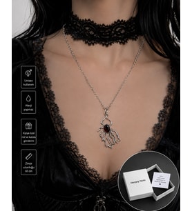 Kırmızı Taş Detaylı Fantastik Figürlü Unisex Kolye – Alternatif Stil Zincir Kolye