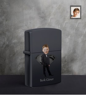Kişiye Özel Erkek Çocuk Karikatürlü UV Siyah Benzinli Cakmak Model-1