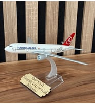 THY Boeing 777-300 Model Uçak  1/250 Ölçek Metal Gövde İsim Yazılabilir MYK Hediye ve Sanat Atölyesi