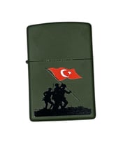 Zippo Turkey Soldiers Flag Design Çakmak 221-067542 (1-1)