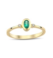 0.27 Karat Oval Zümrüt 0.02 Karat Pırlanta Yüzük