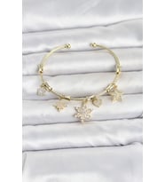 Pirinç Gold Renk Lotus Detay Charmlı Kadın Bileklik TJ-BB8503