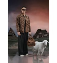 Oversize Önü Çıtçıt Kapamalı Astarsız Ve Cepsiz Peluş Ceket
