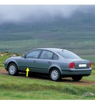 VW Passat B5 1997-2000 Sol Ön Kapı Çıtası Siyah Plastik 3B0853515