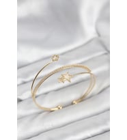 Yıldızlı Model Pirinç Gold Renk Kadın Bileklik - TJ-BB8261
