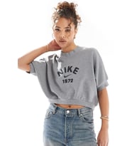 Nike Crop Loose Fit French Terry Short Sleeve Top Kadın Bol Kesim Crop Kısa Kollu Sweatshirt Gri