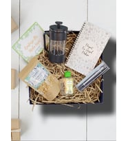 French Press, Ahşap Defter, Kutulu Tükenmez Kalem, Torku Kolonya, Yasemin Bitki Çayı, Hediye Kutusu