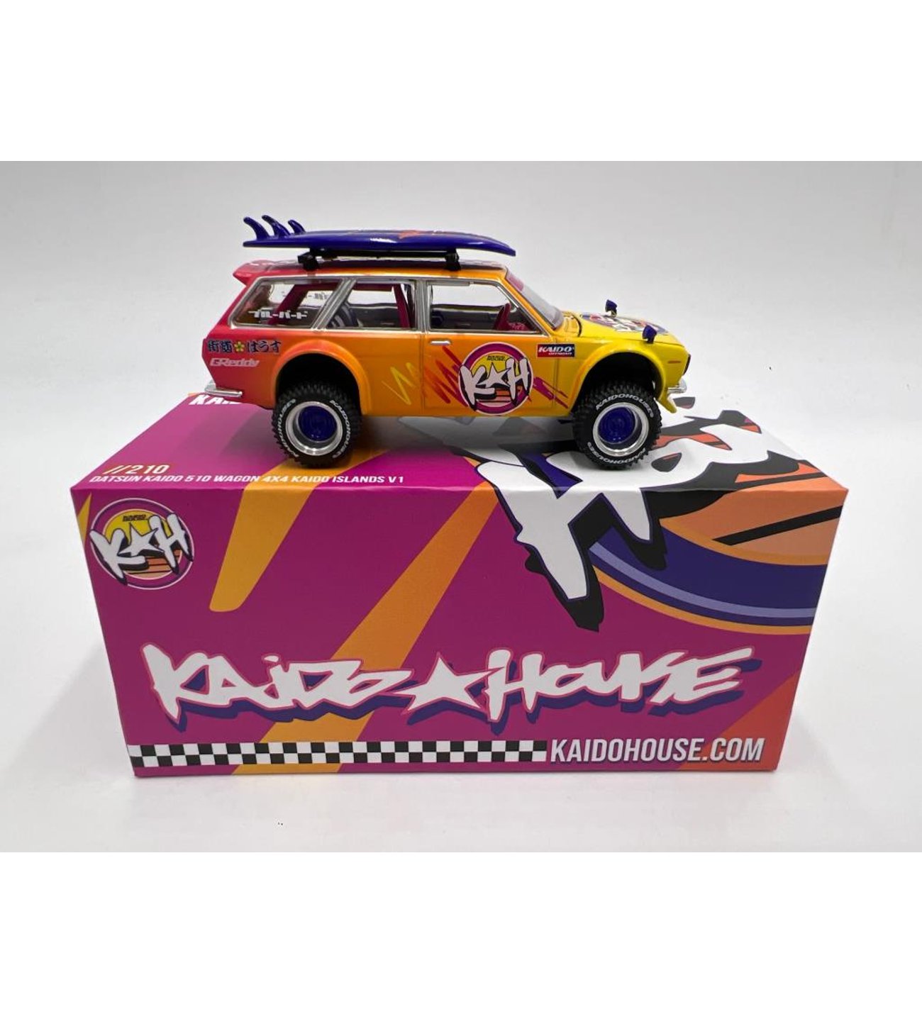 Mini GT Kaido House //210 Datsun Kaido 510 Wagon 4x4 Kaido Islands