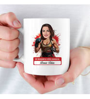 Kadın Kick Boksçuya hediye Karikatürlü ve İsimli Kupa Bardak