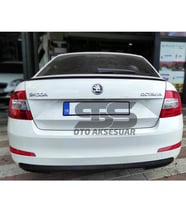  Octavia Piano Black Bagaj Üstü Spoiler Bagaj Çıtası