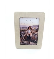 Masa Üstü Ahşap Fotoğraf Çerçevesi 14×20 cm – Kişiye Özel Fotoğraf Baskılı - vizon renk
