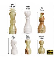 El Yapımı Yeşil & Beyaz Oniks Doğal Taş Satranç Taşları 32 Parça Premium Kalite Dekoratif ve Koleksiyonluk