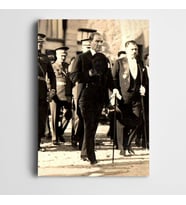 Atatürk Yürürken Kanvas Tablo