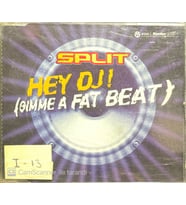 Split Hey Dj! Gimme A Feat Beat Maxi Single CD (Karışık)