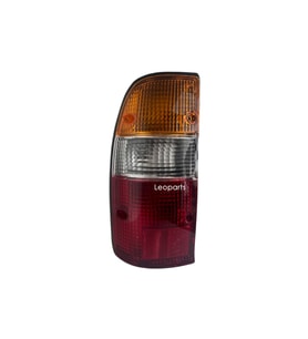 LEOPARTS Mazda B2500 Stop Lambası Sol 1999-2001 UH77-51-160